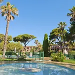 Pierre & La Pinede 3*