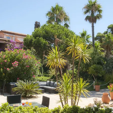 Aparthotel Pierre & La Pinede Hyères