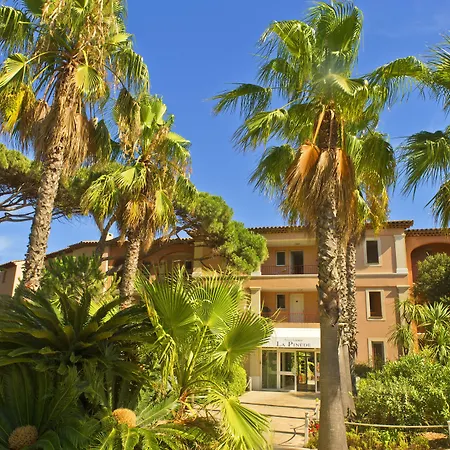 Lejlighedshotel Pierre & La Pinede 3*
