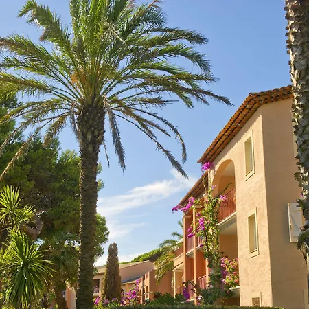 Lejlighedshotel Pierre & La Pinede 3*