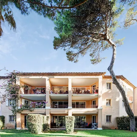 Aparthotel Pierre & La Pinede 3*