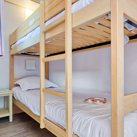 Pierre & La Pinede Lejlighedshotel