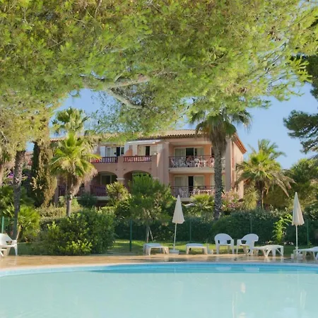 Hotel apartamentowy Pierre & La Pinede