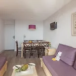 Pierre & La Pinede מלון דירות 3*