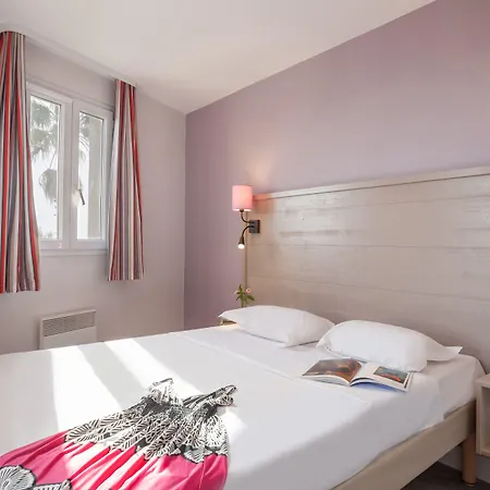 Résidence Pierre&vacances La Pinède 3*