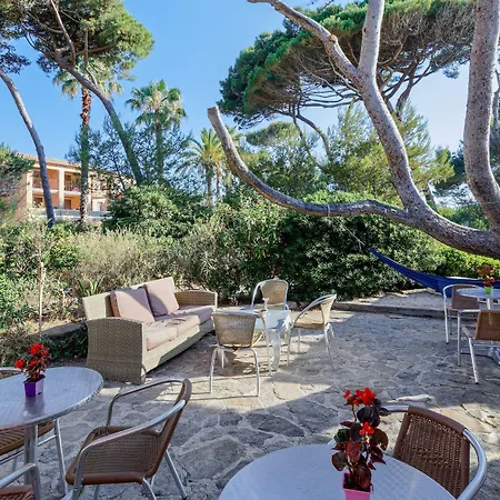 Résidence Pierre&vacances La Pinède 3*