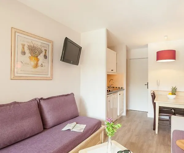 Pierre & La Pinede Aparthotel 3*