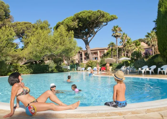Pierre & La Pinede 3* Hyères
